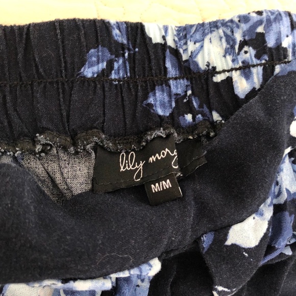 Blue flower shorts - Picture 4 of 4